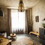 The Emerald By Days * براغ
