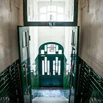 The Emerald By Days * براغ