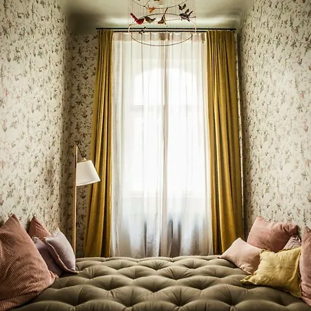 Apartment The Emerald Prague