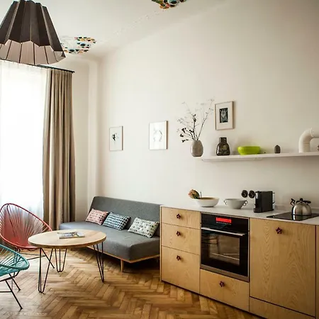 The Emerald * Praag