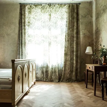 The Emerald * Prague