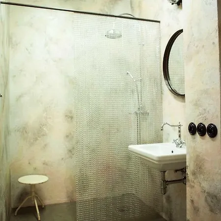 The Emerald Apartment Prague