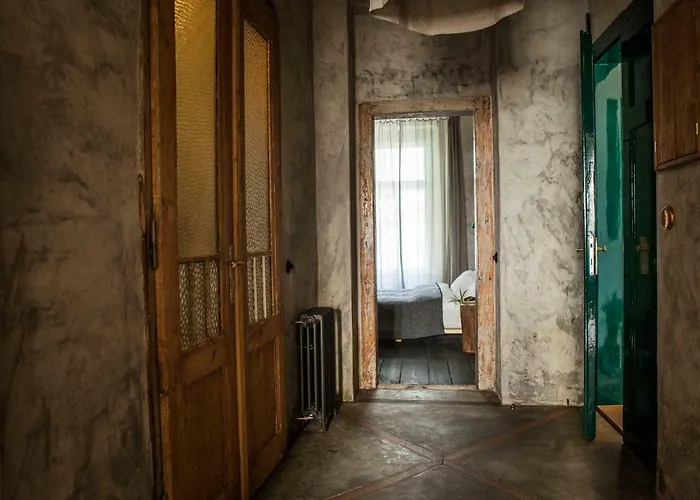 ذا إيميرالد براغ