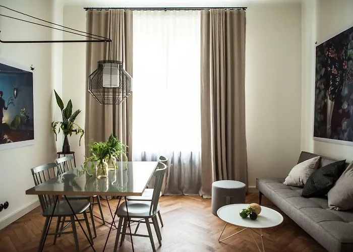 ذا إيميرالد *