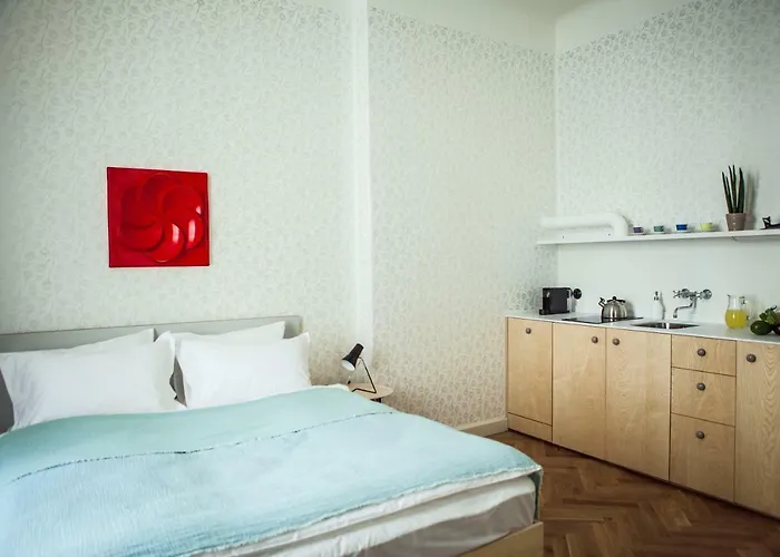 The Emerald * Praag
