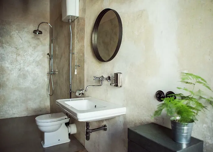 ذا إيميرالد براغ